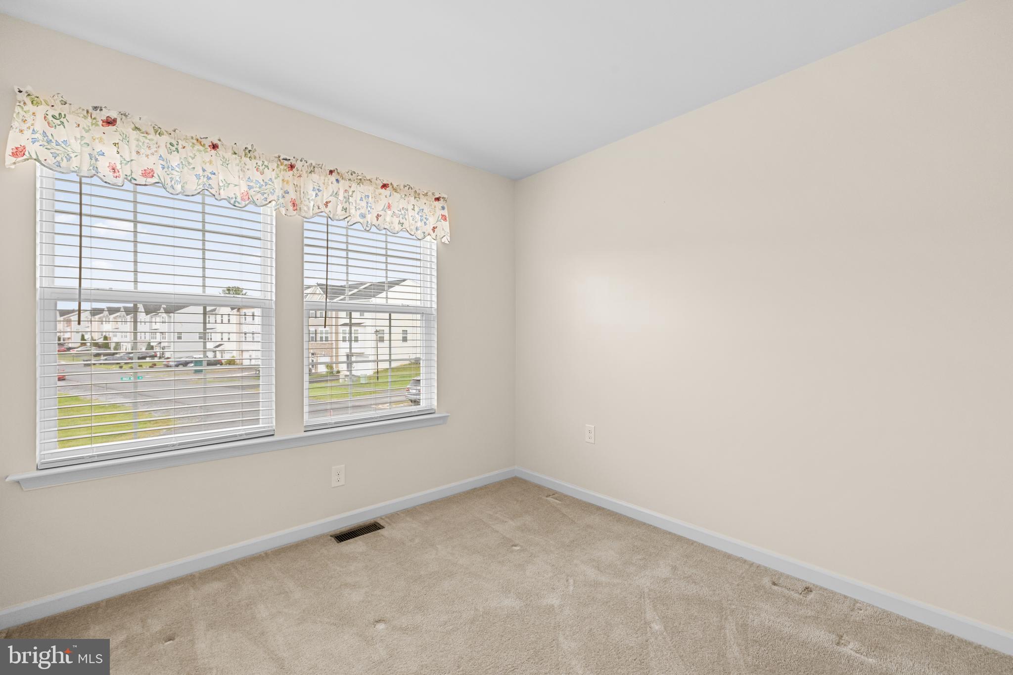 MANOR PARK - Residential