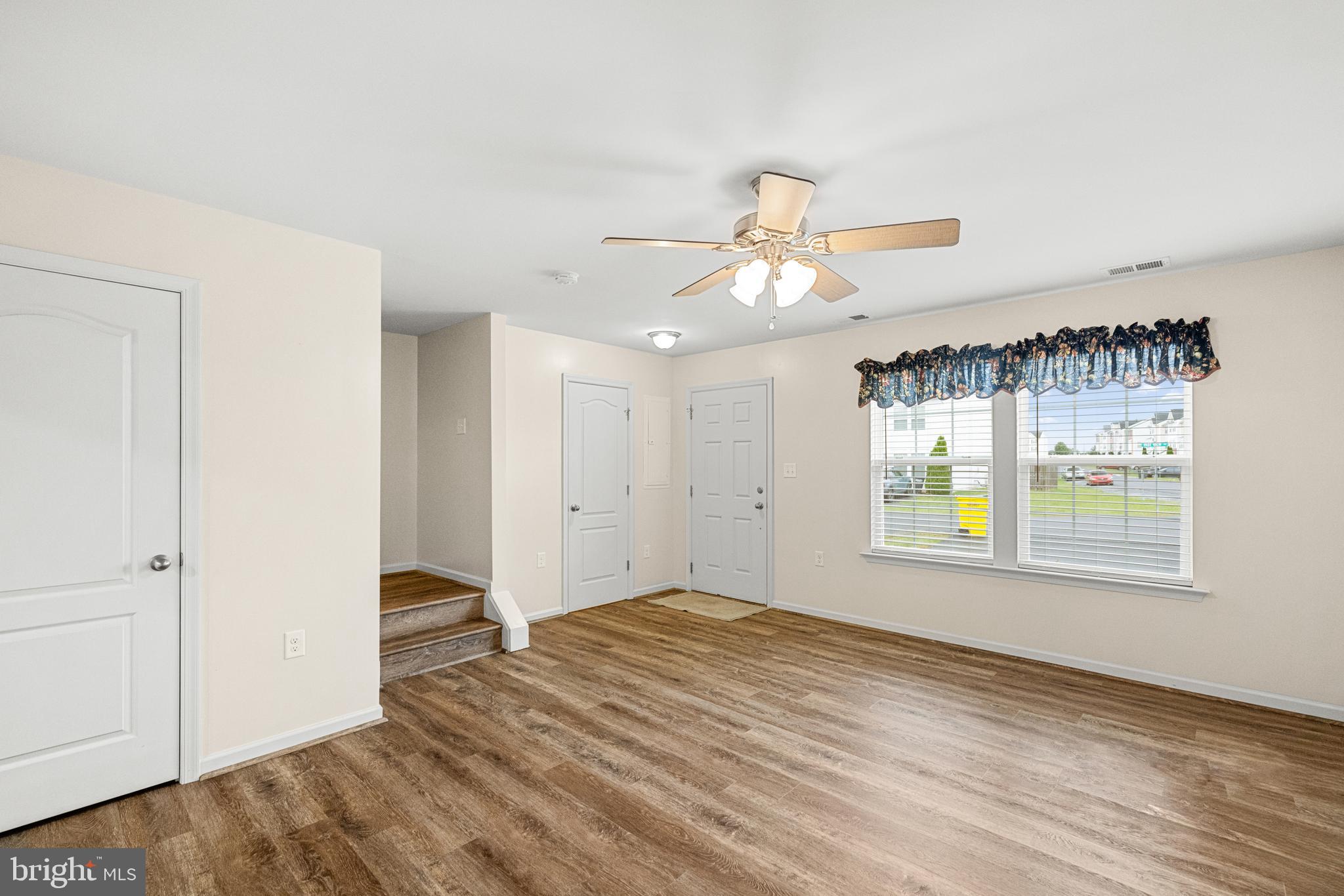 MANOR PARK - Residential