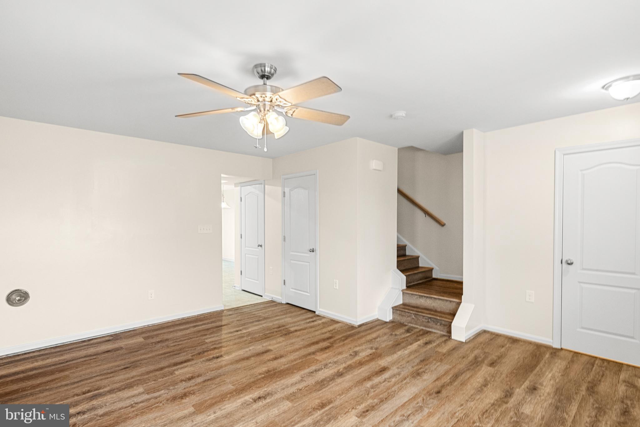 MANOR PARK - Residential