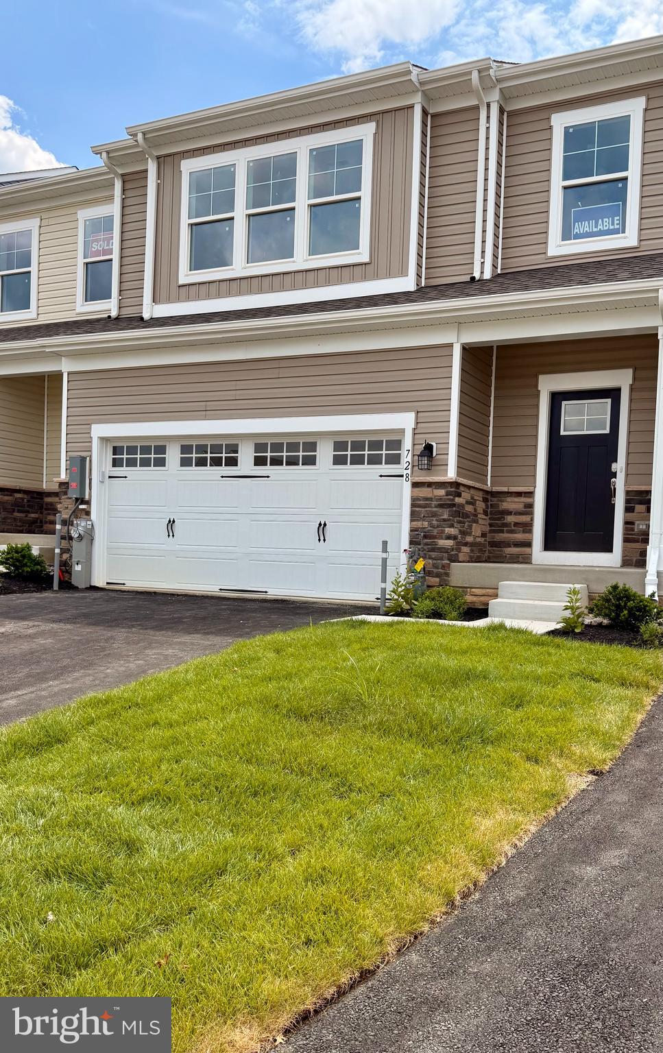 3637 DEXTER COURT 158