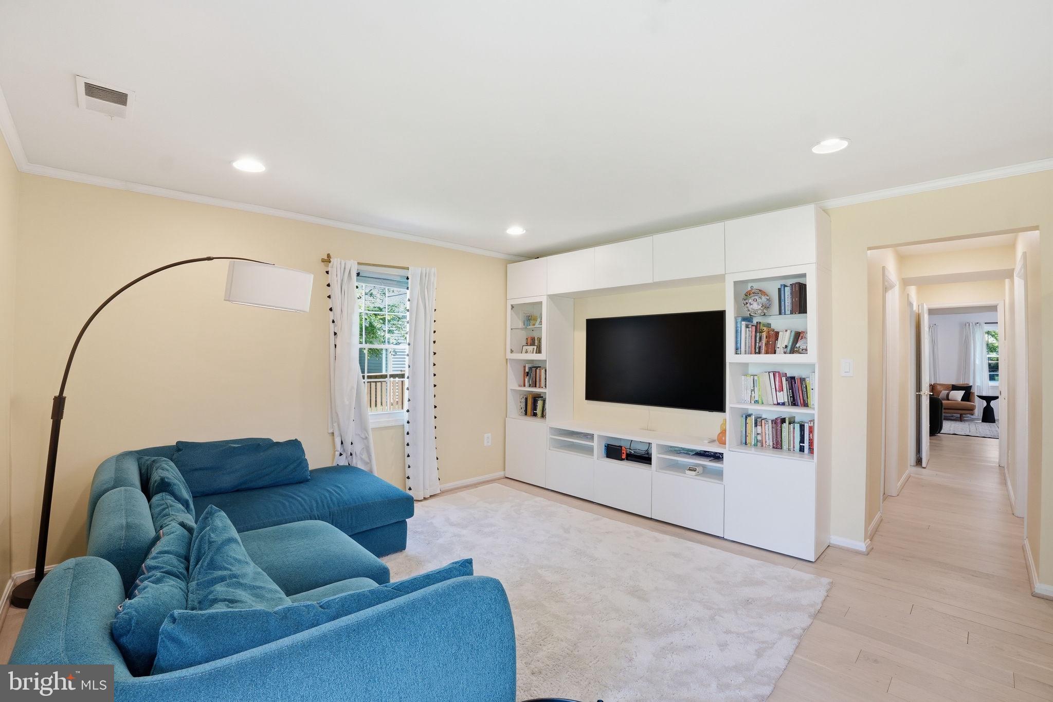 WESTLEIGH - Residential