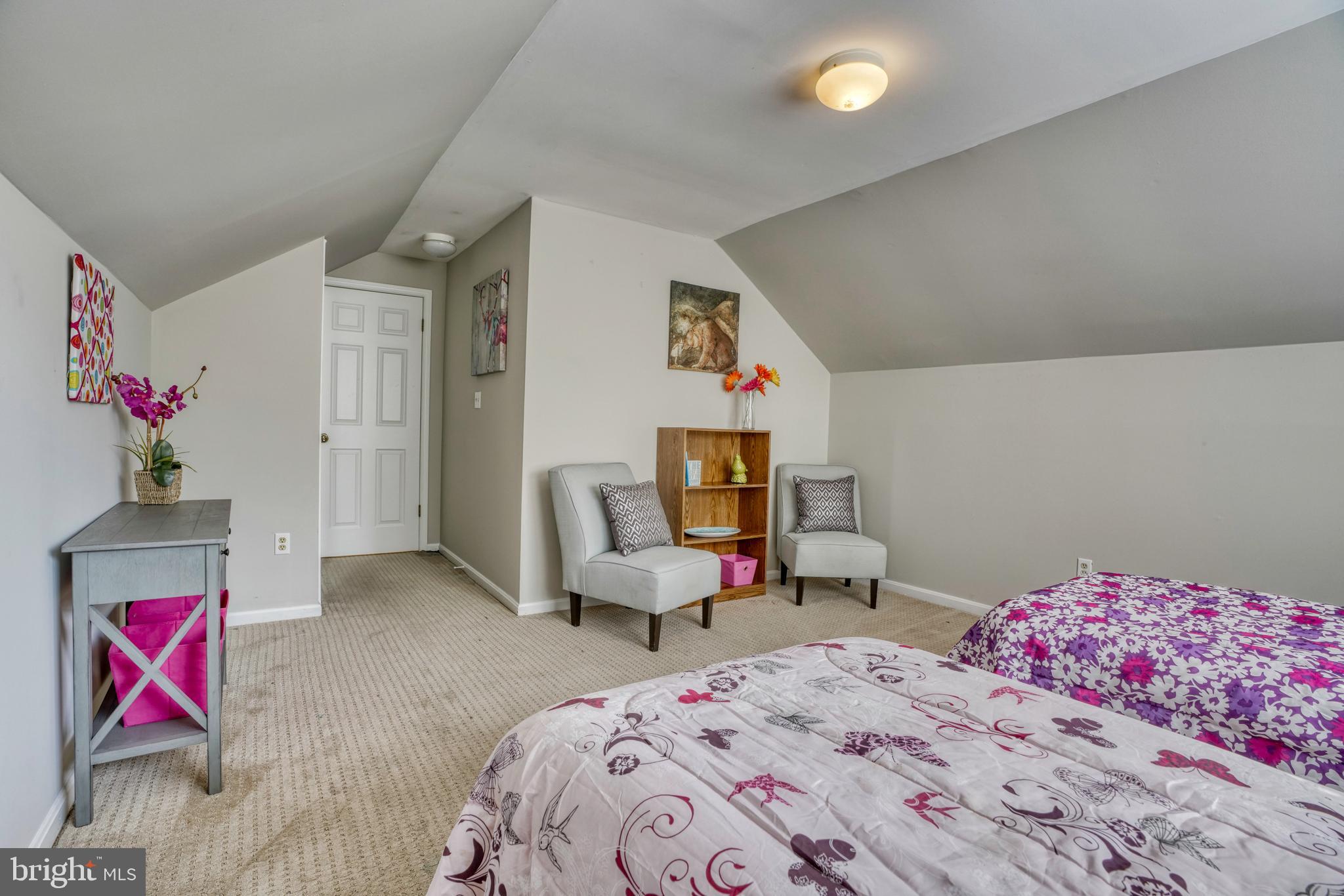 MEADOW WOODS - Residential