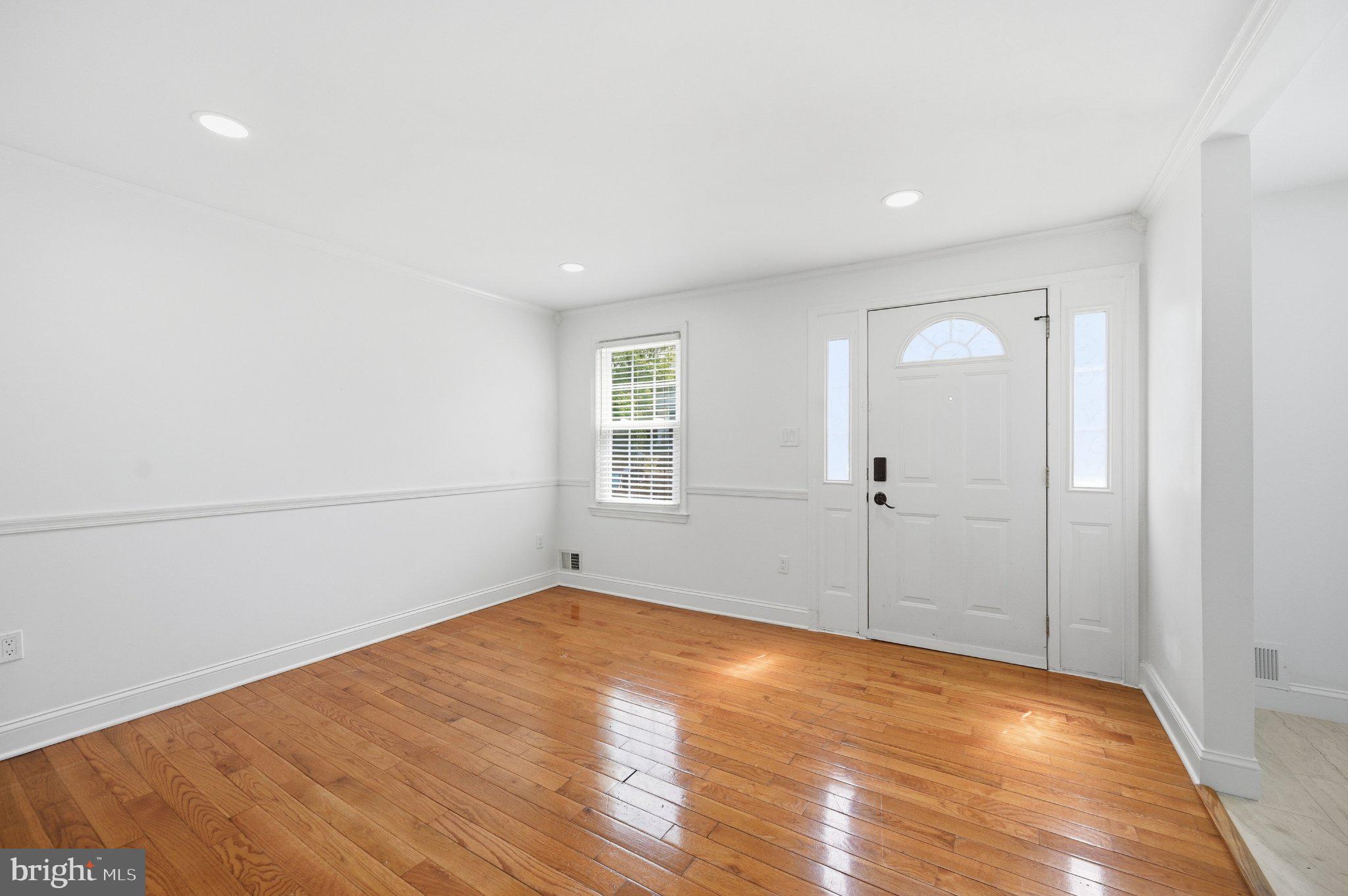 1214 FOX RUN PLACE