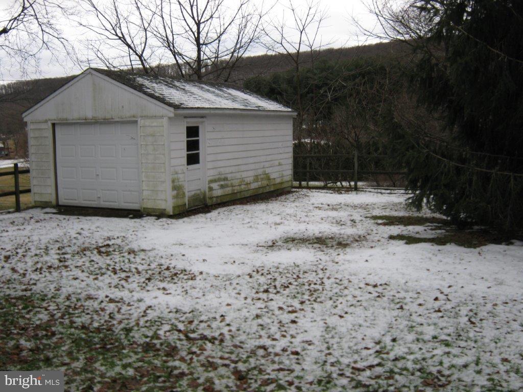 BARNESVILLE - Residential