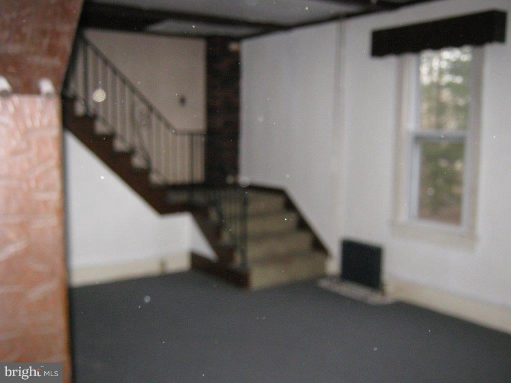 BARNESVILLE - Residential