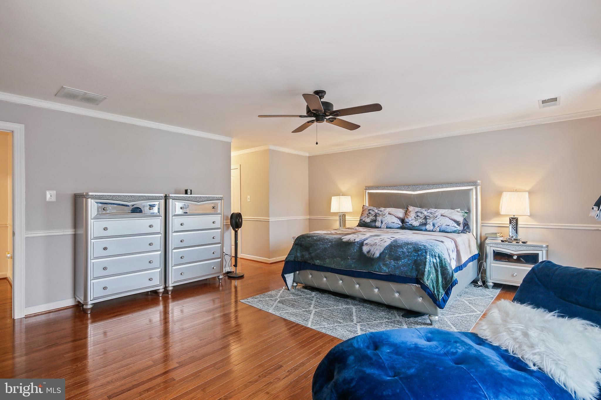 COLONIAL PARK - Residential