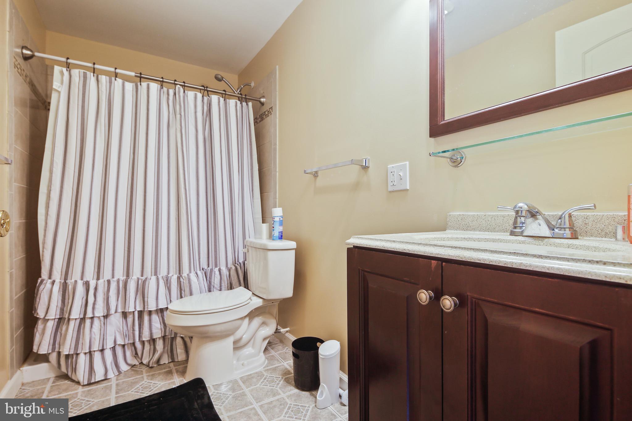 COLONIAL PARK - Residential