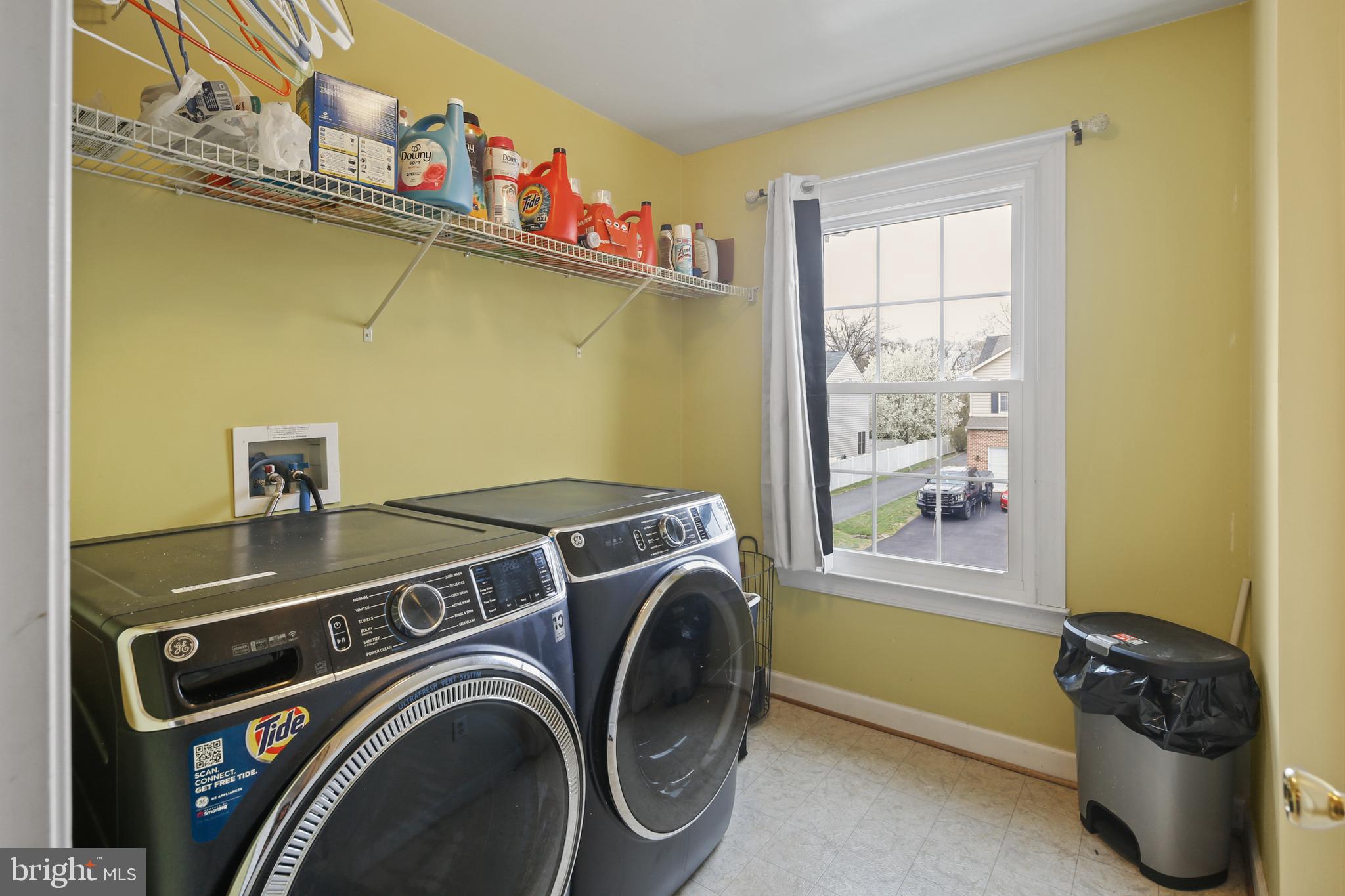 COLONIAL PARK - Residential