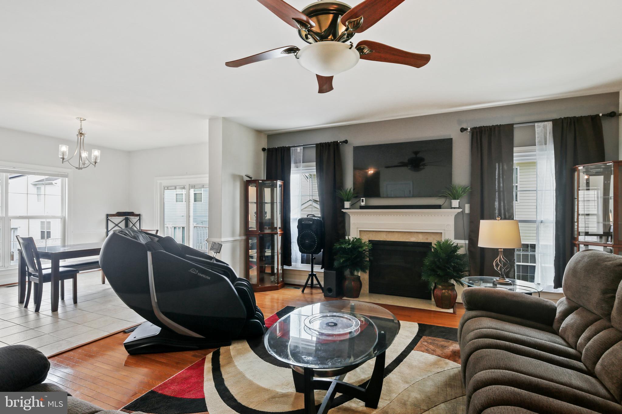 COLONIAL PARK - Residential