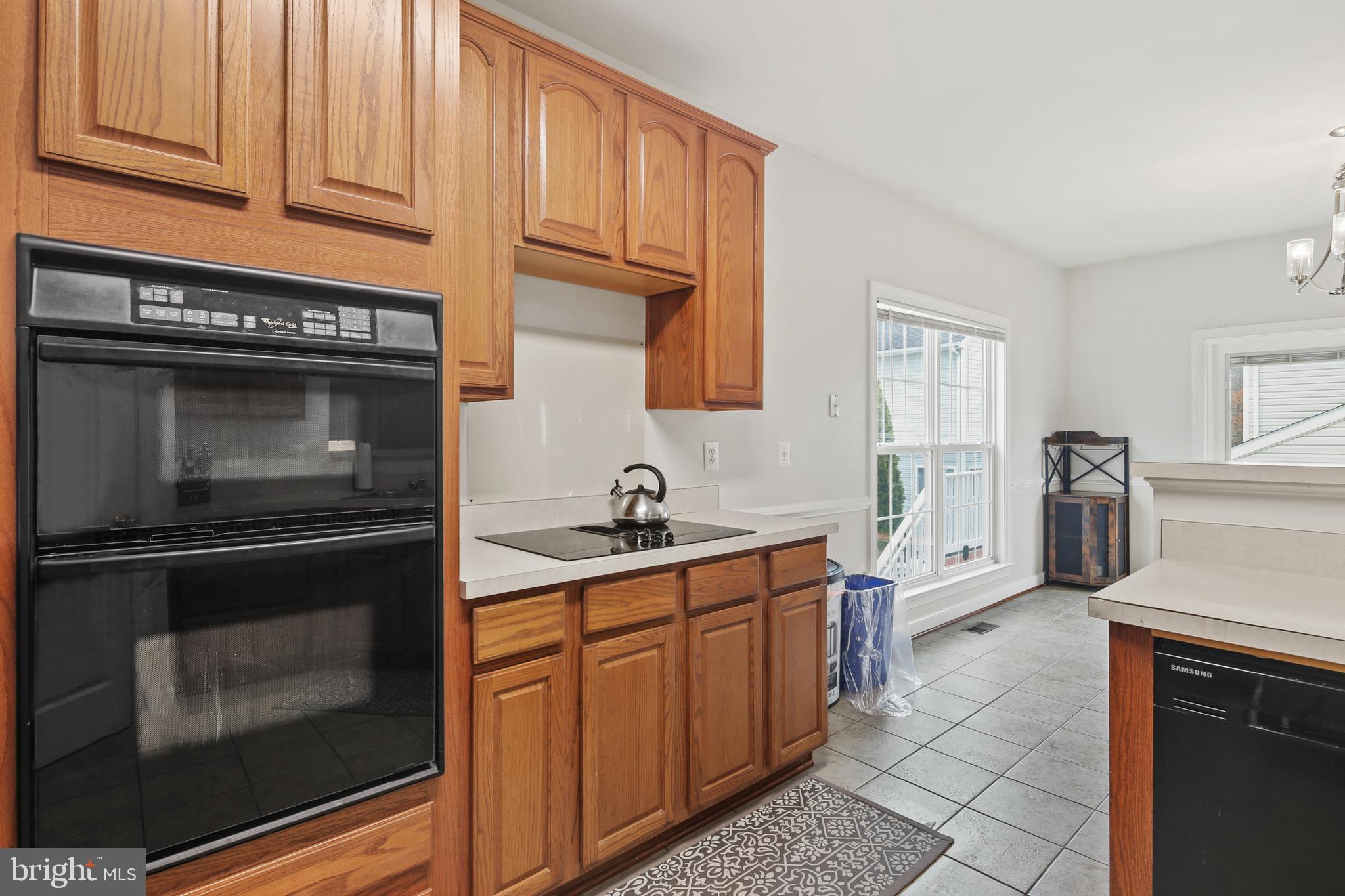 COLONIAL PARK - Residential