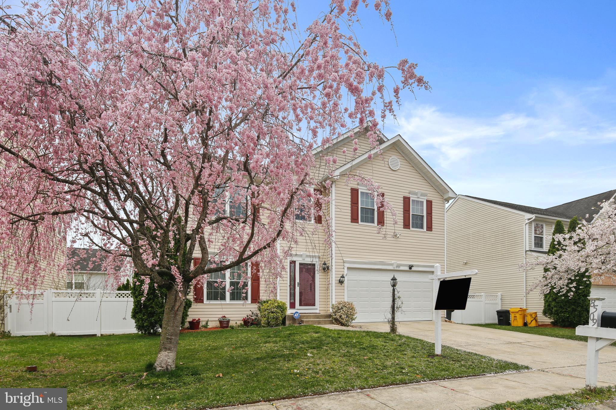 COLONIAL PARK - Residential