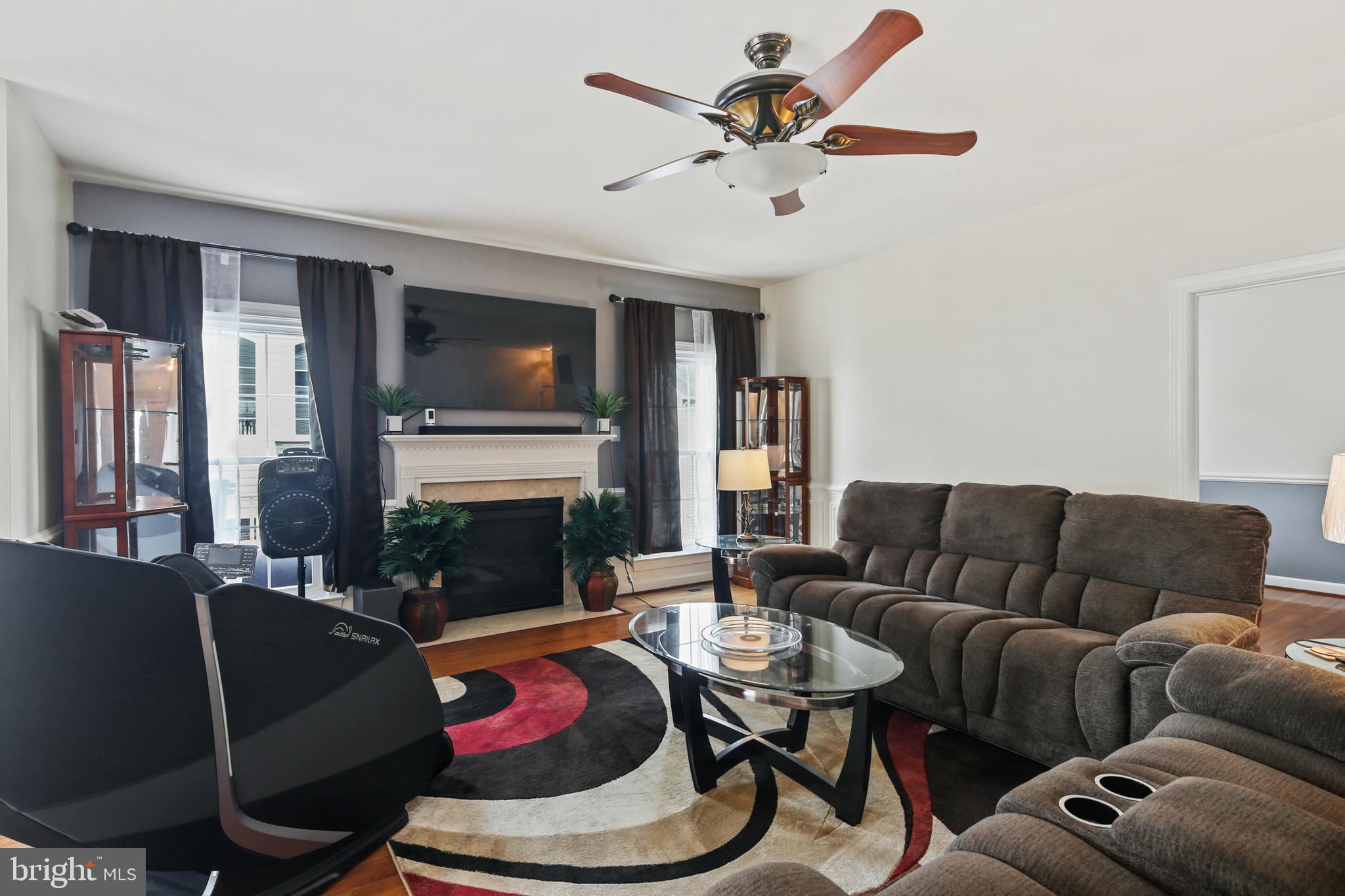 COLONIAL PARK - Residential