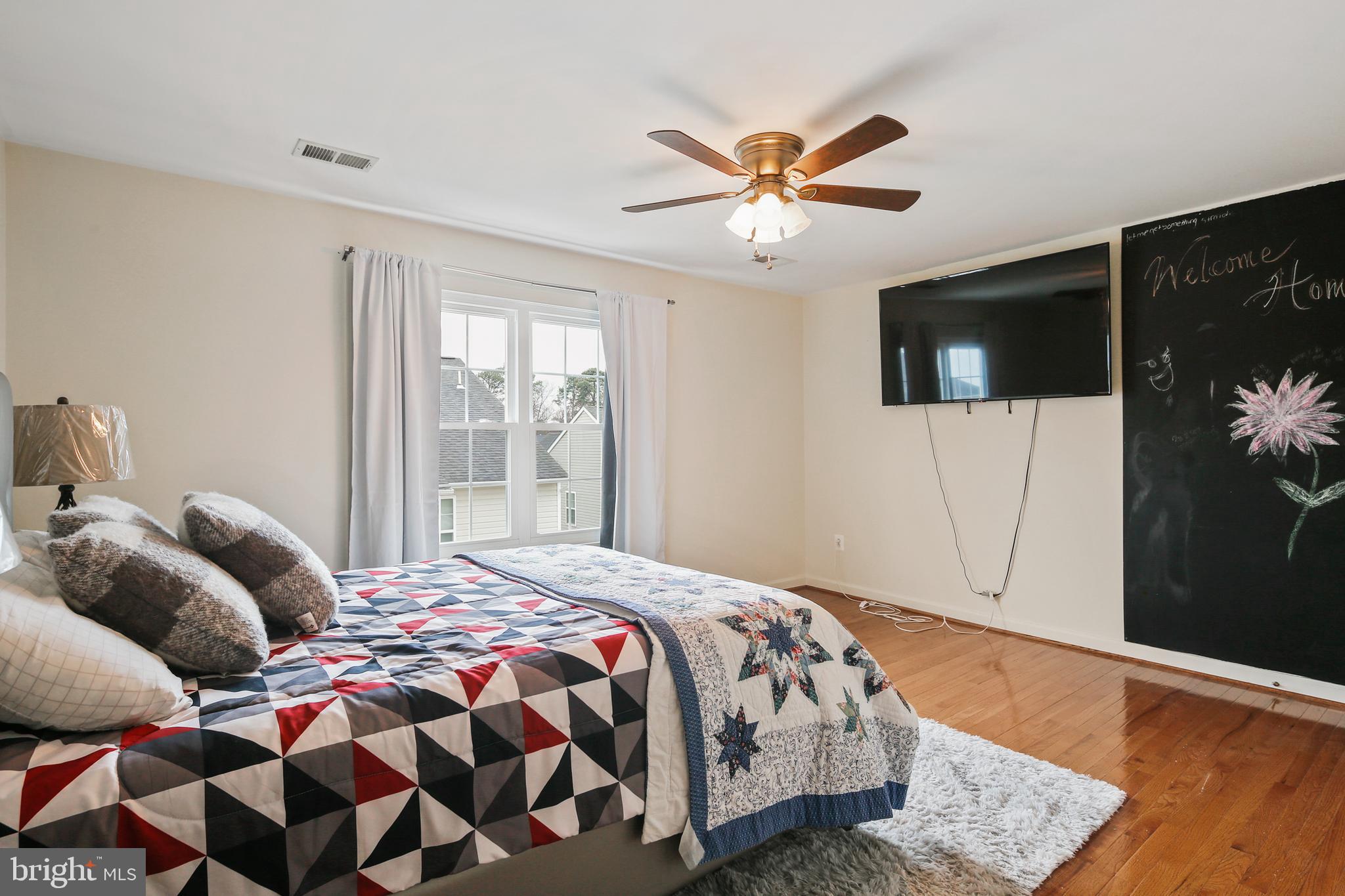 COLONIAL PARK - Residential