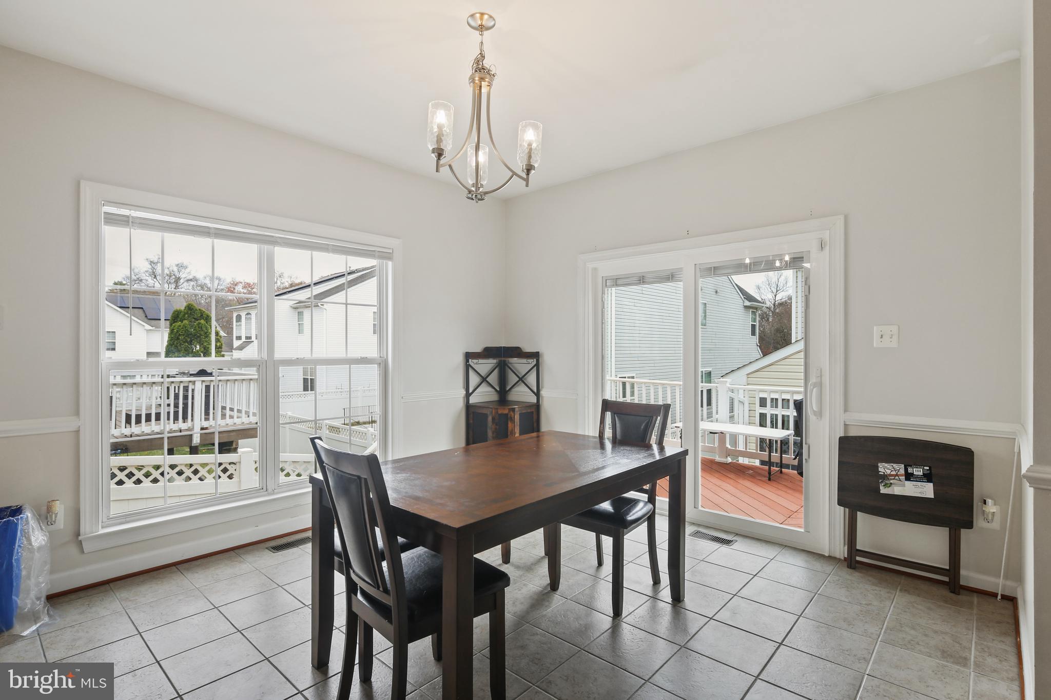 COLONIAL PARK - Residential