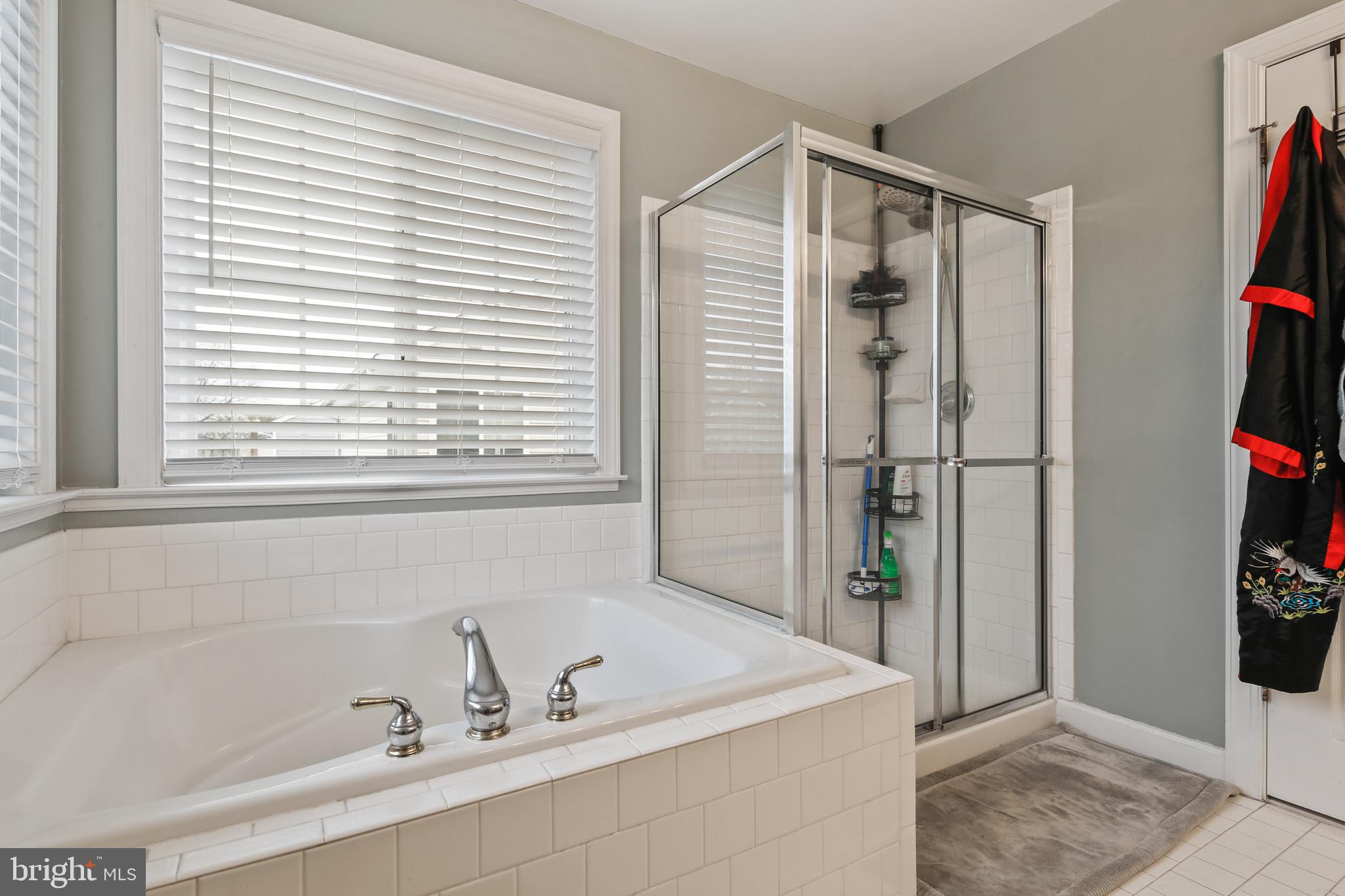 COLONIAL PARK - Residential