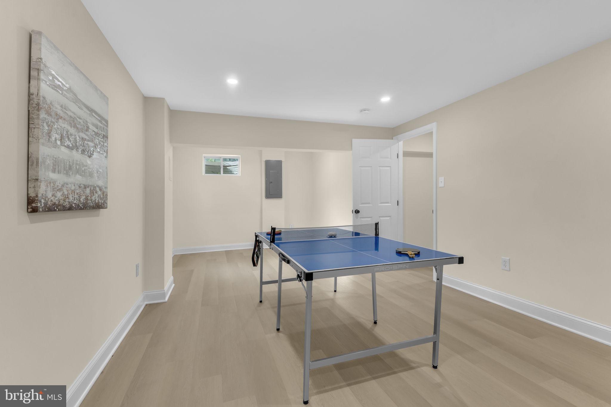 SPRINGFIELD FOREST - Residential