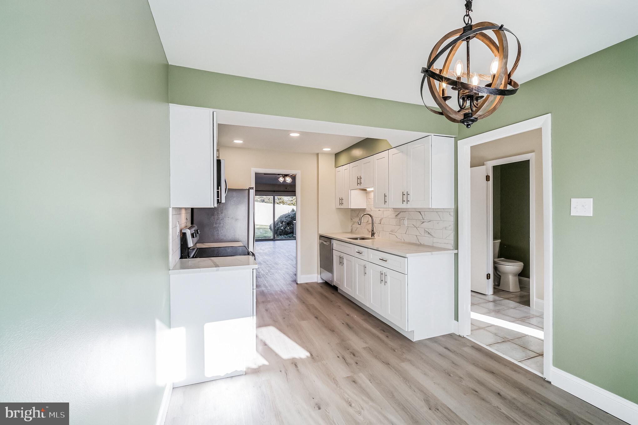 PUTNAM VIL - Residential