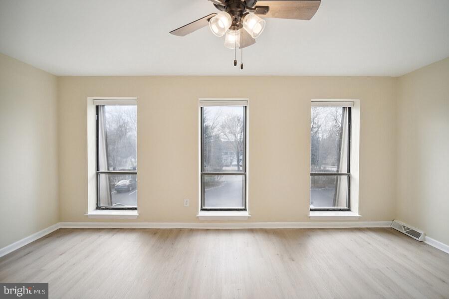 PUTNAM VIL - Residential