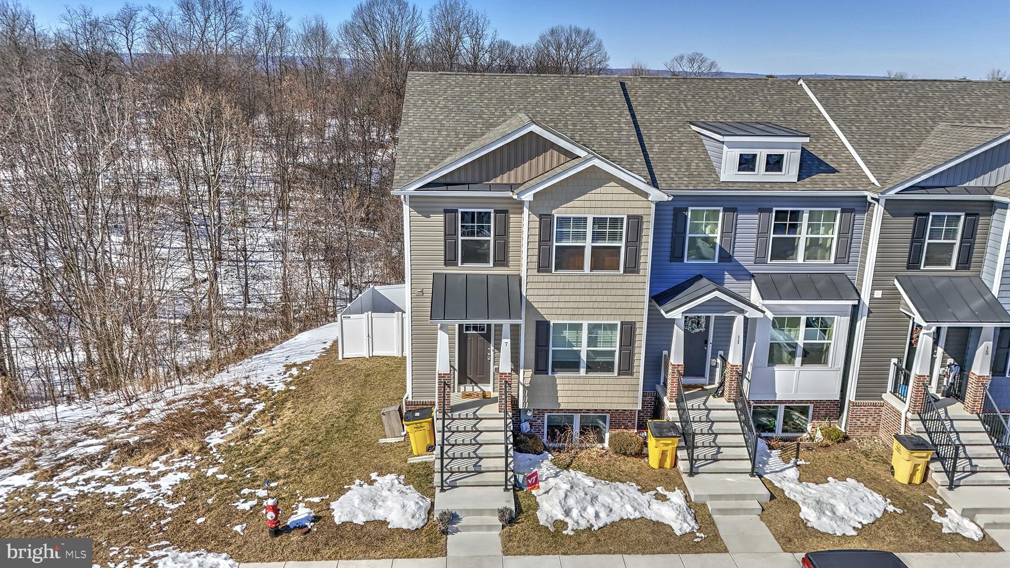 HERITAGE HILLS - Residential