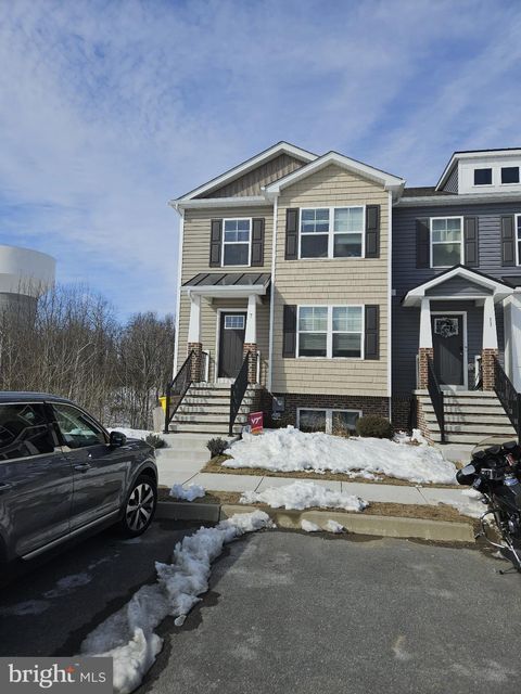 7 MOSES MARTINSBURG WV 25405