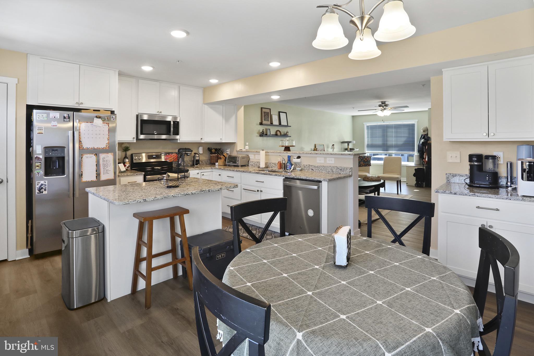 HERITAGE HILLS - Residential