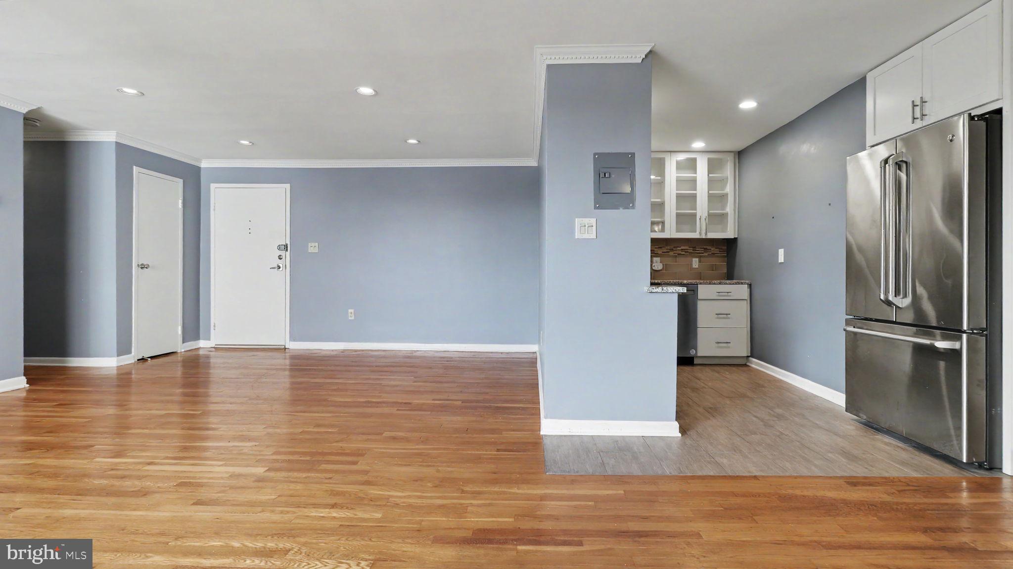 2016 N ADAMS STREET 812