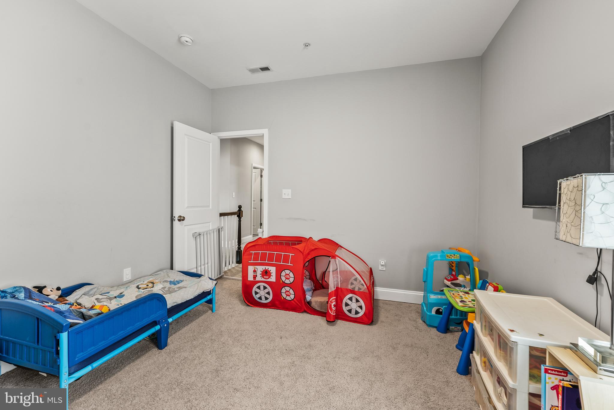 BRIGHTON - Residential