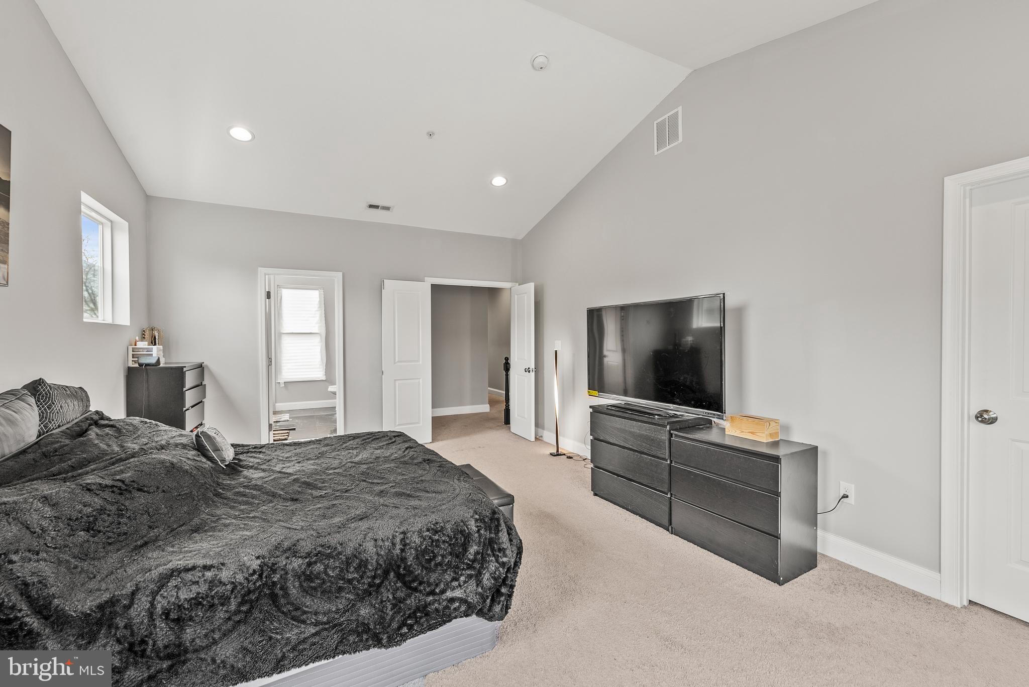 BRIGHTON - Residential