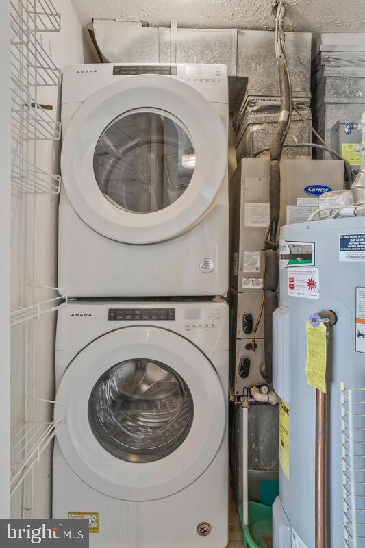 CLINTON PLAZA TOWNHOUSES - Residential