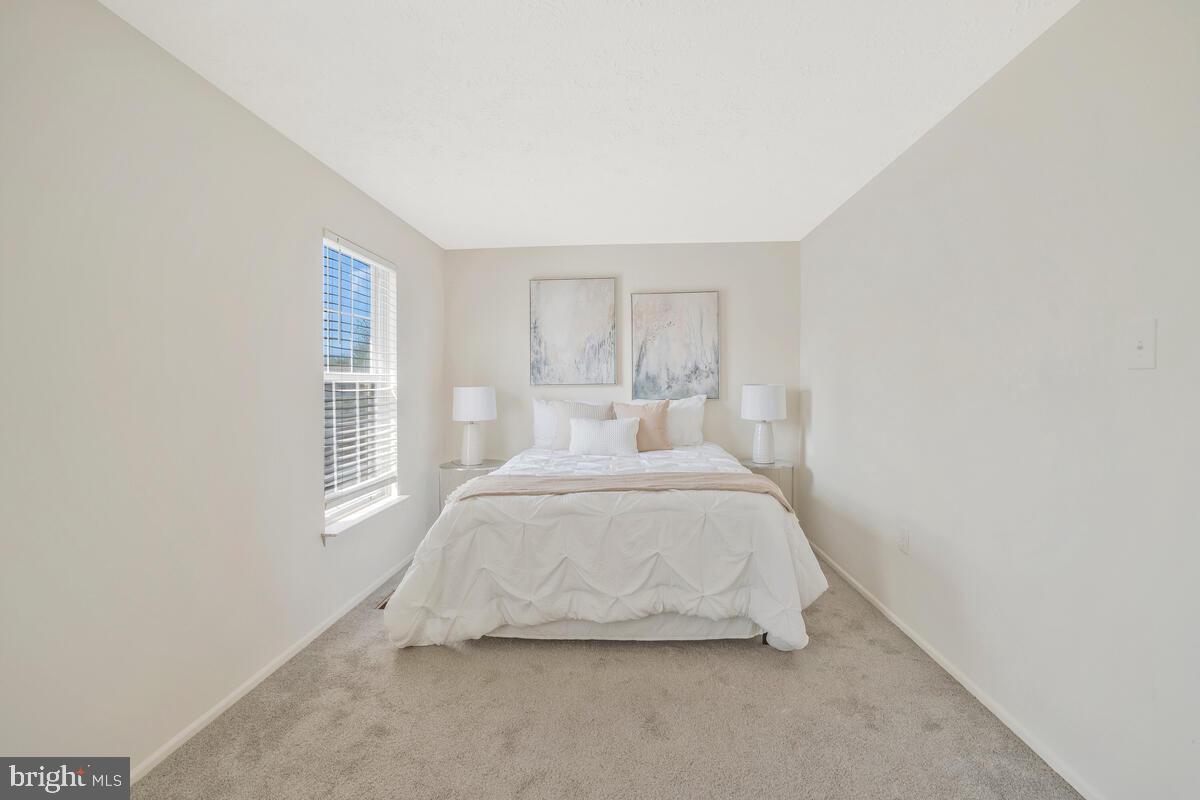 CLINTON PLAZA TOWNHOUSES - Residential