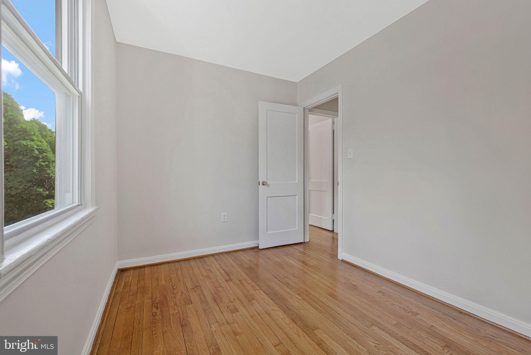 RIVERDALE PARK - Residential