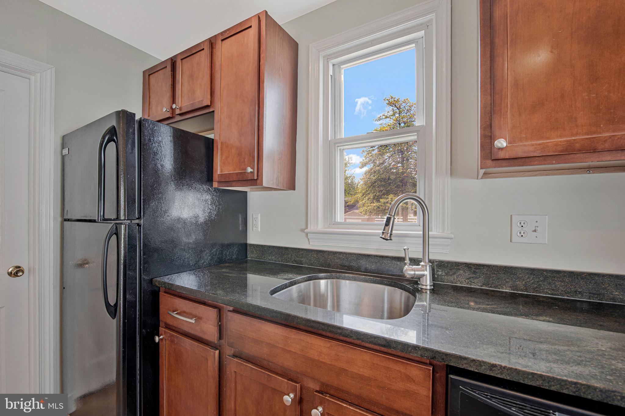 RIVERDALE PARK - Residential