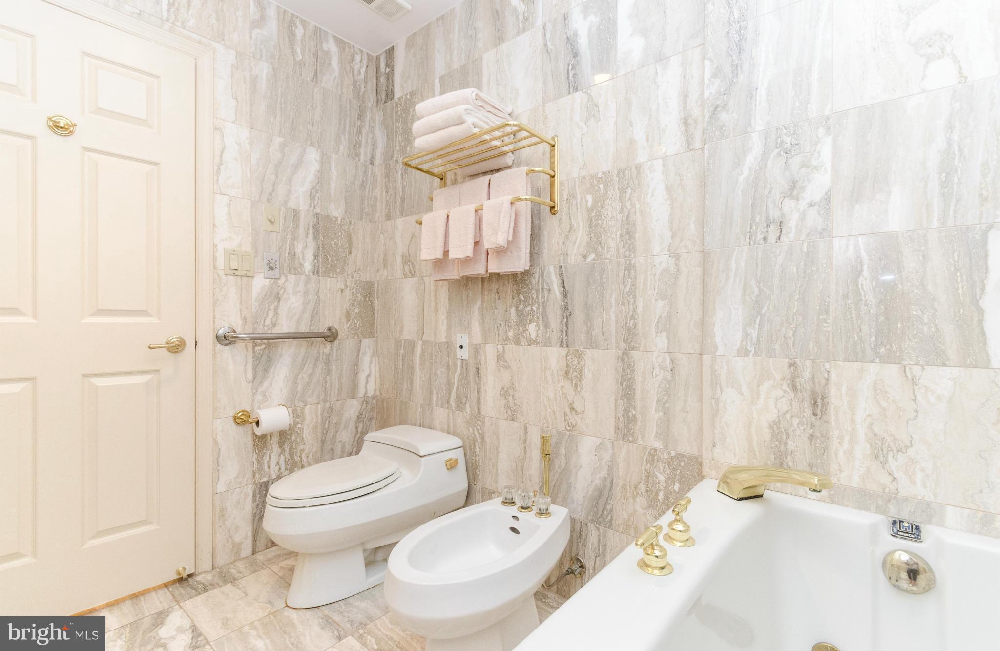 TUSCANY CANTERBURY - Residential