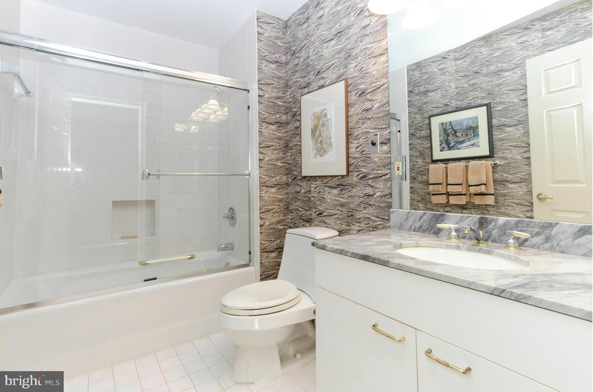 TUSCANY CANTERBURY - Residential