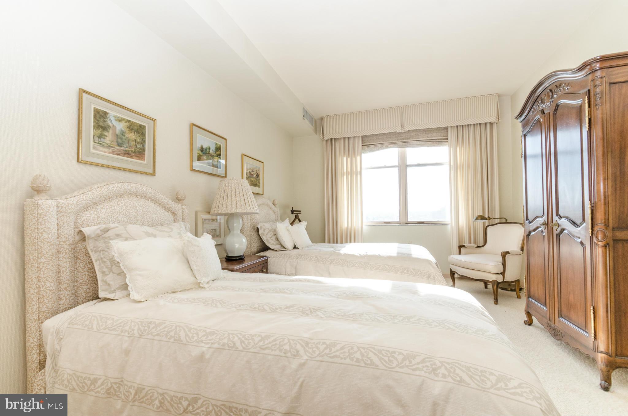 TUSCANY CANTERBURY - Residential