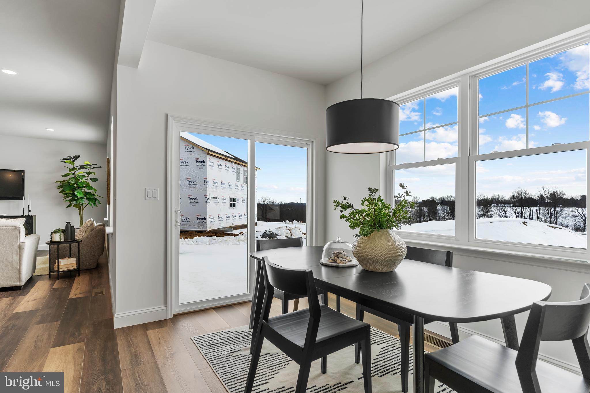 HUNTLEIGH - Residential