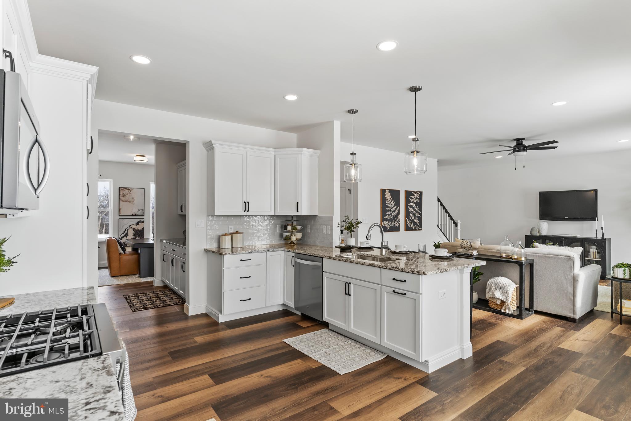 HUNTLEIGH - Residential