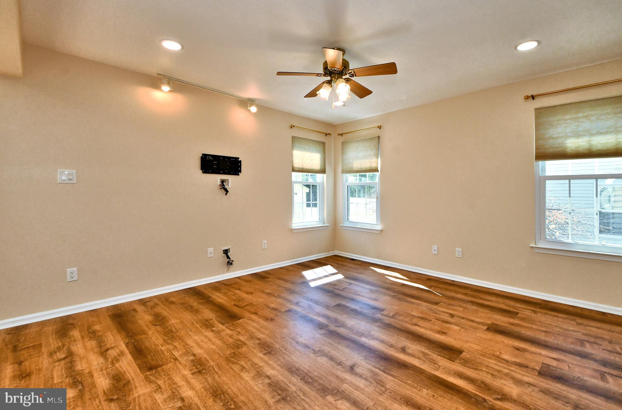 SALFORD GREENE - Residential