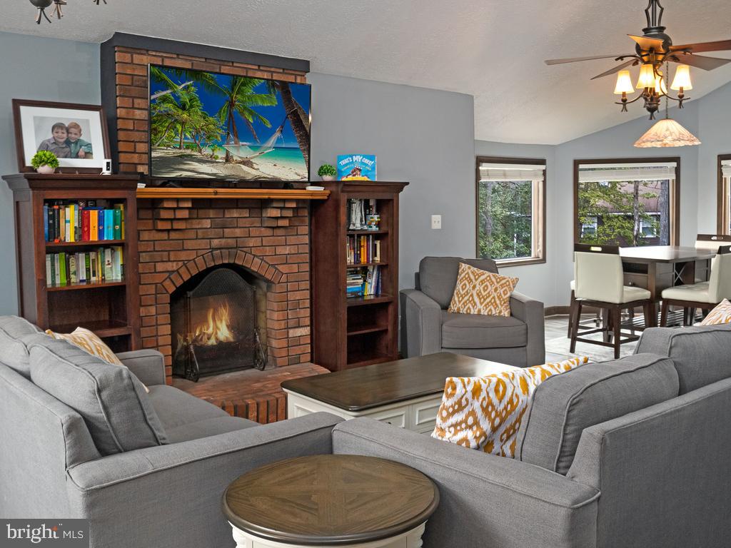 AQUIA HARBOUR - Residential