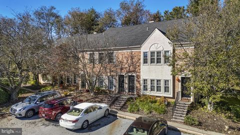 302 EVEREST CIRCLE 302 WEST CHESTER PA 19382