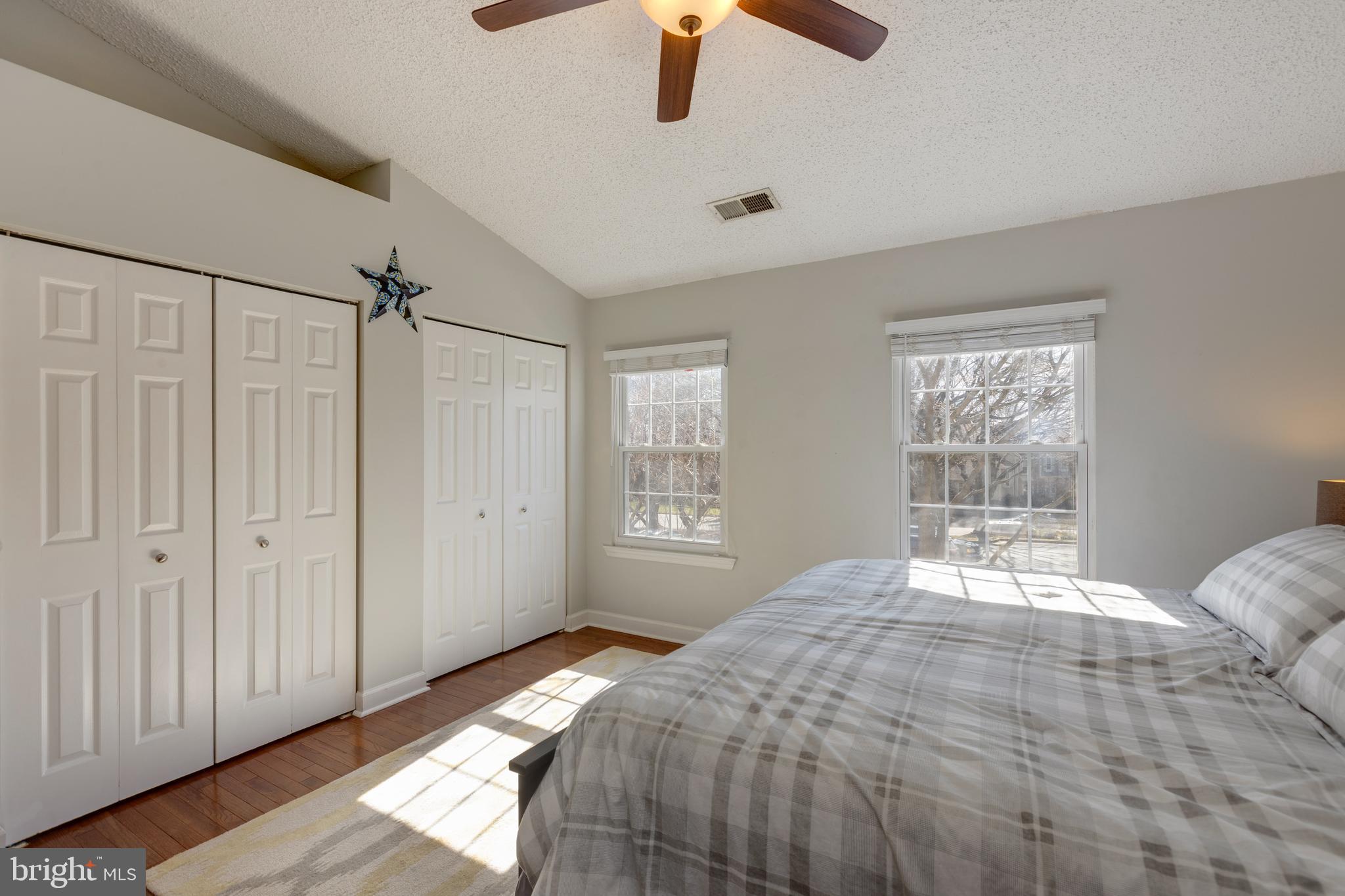 PINECREST - Residential