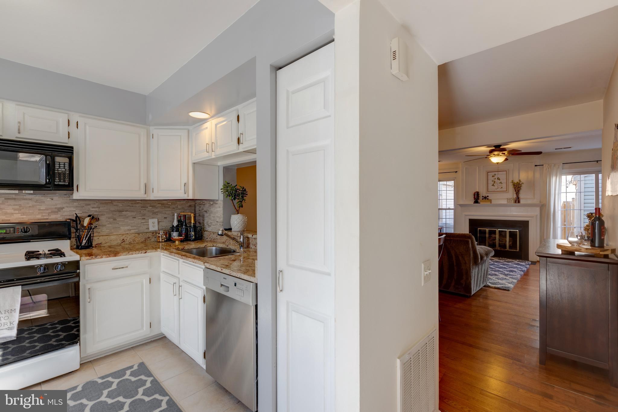 PINECREST - Residential