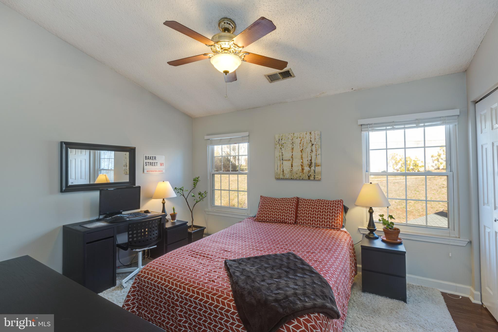 PINECREST - Residential