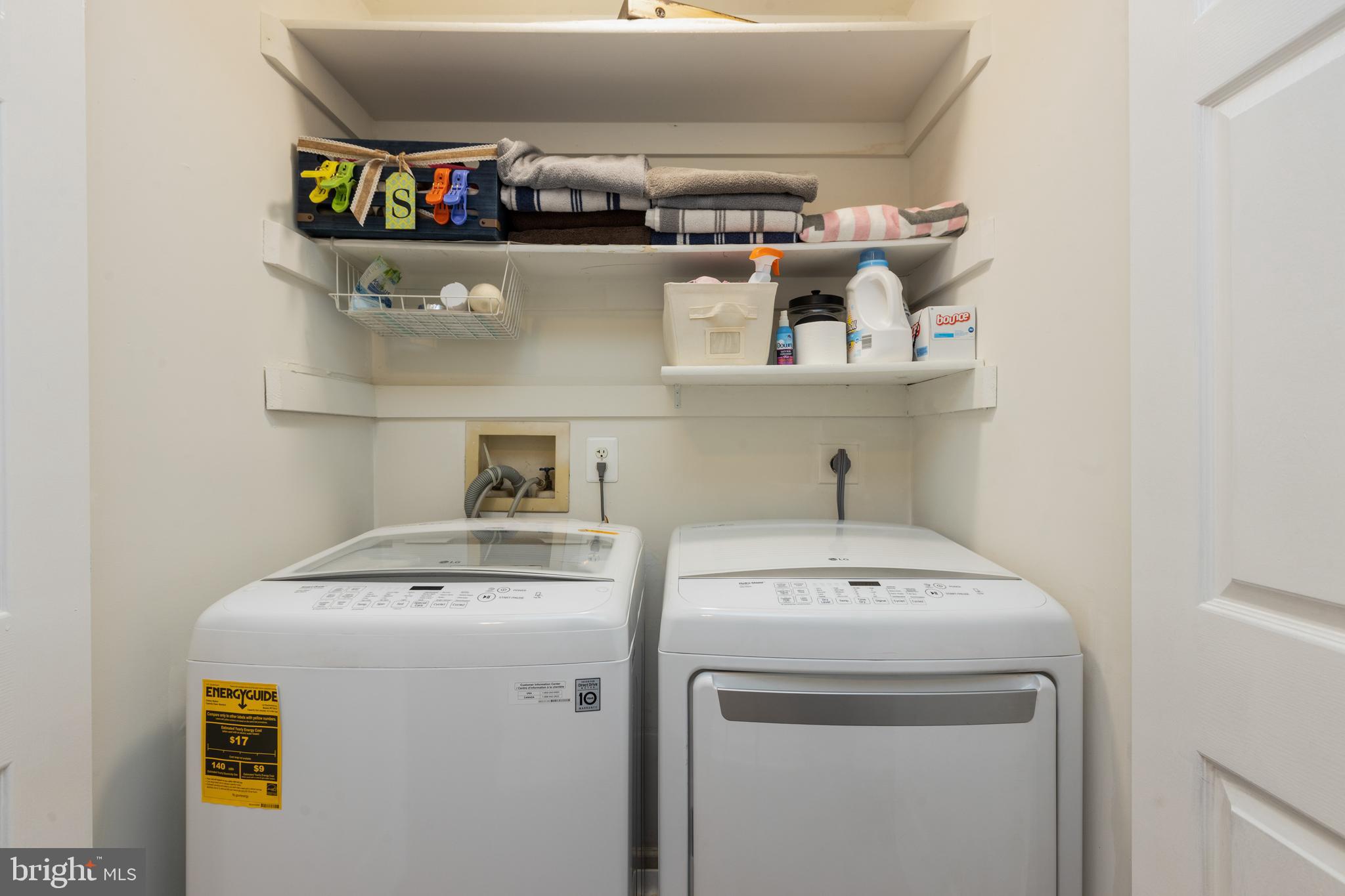 PINECREST - Residential