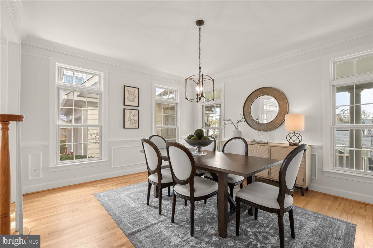 AYRLAWN - Residential