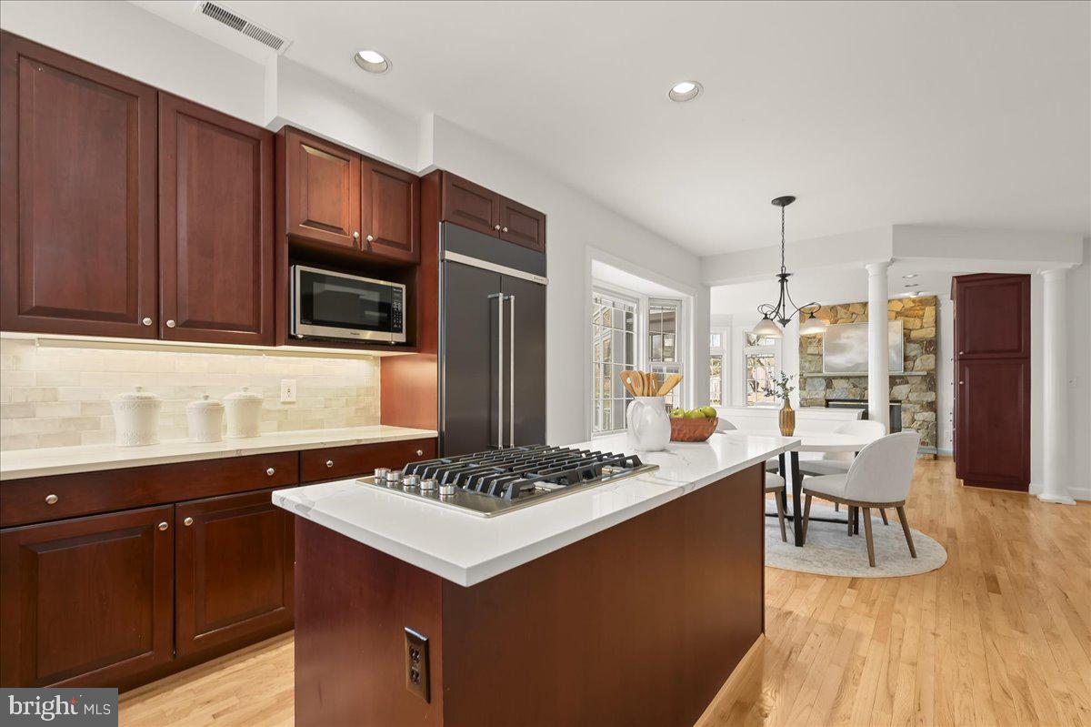 AYRLAWN - Residential