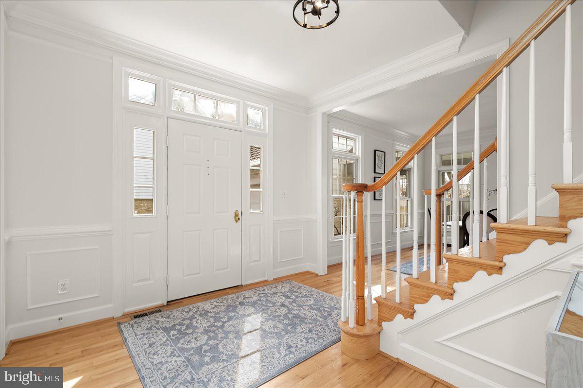 AYRLAWN - Residential