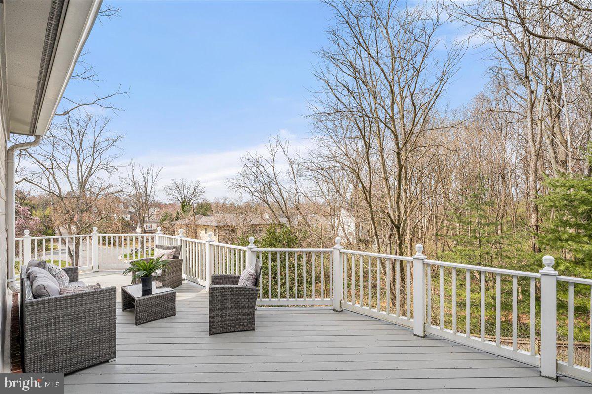 AYRLAWN - Residential