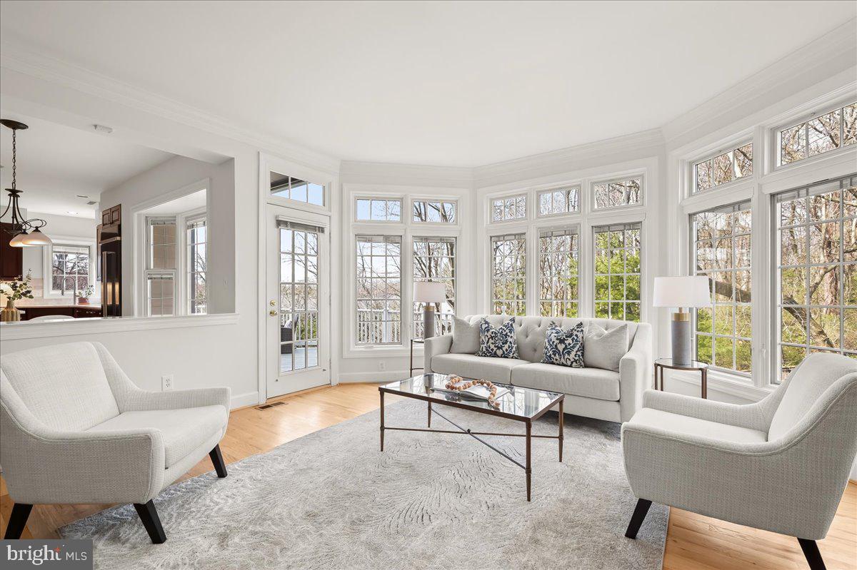 AYRLAWN - Residential