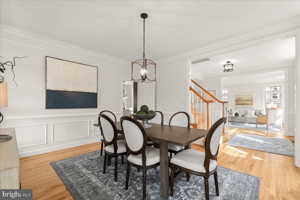 AYRLAWN - Residential